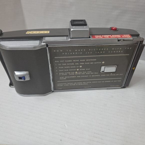 Vintage Polaroid Land Camera W Case Manual & Flashbulbs Model J66 Untested AS IS - Picture 11 of 16